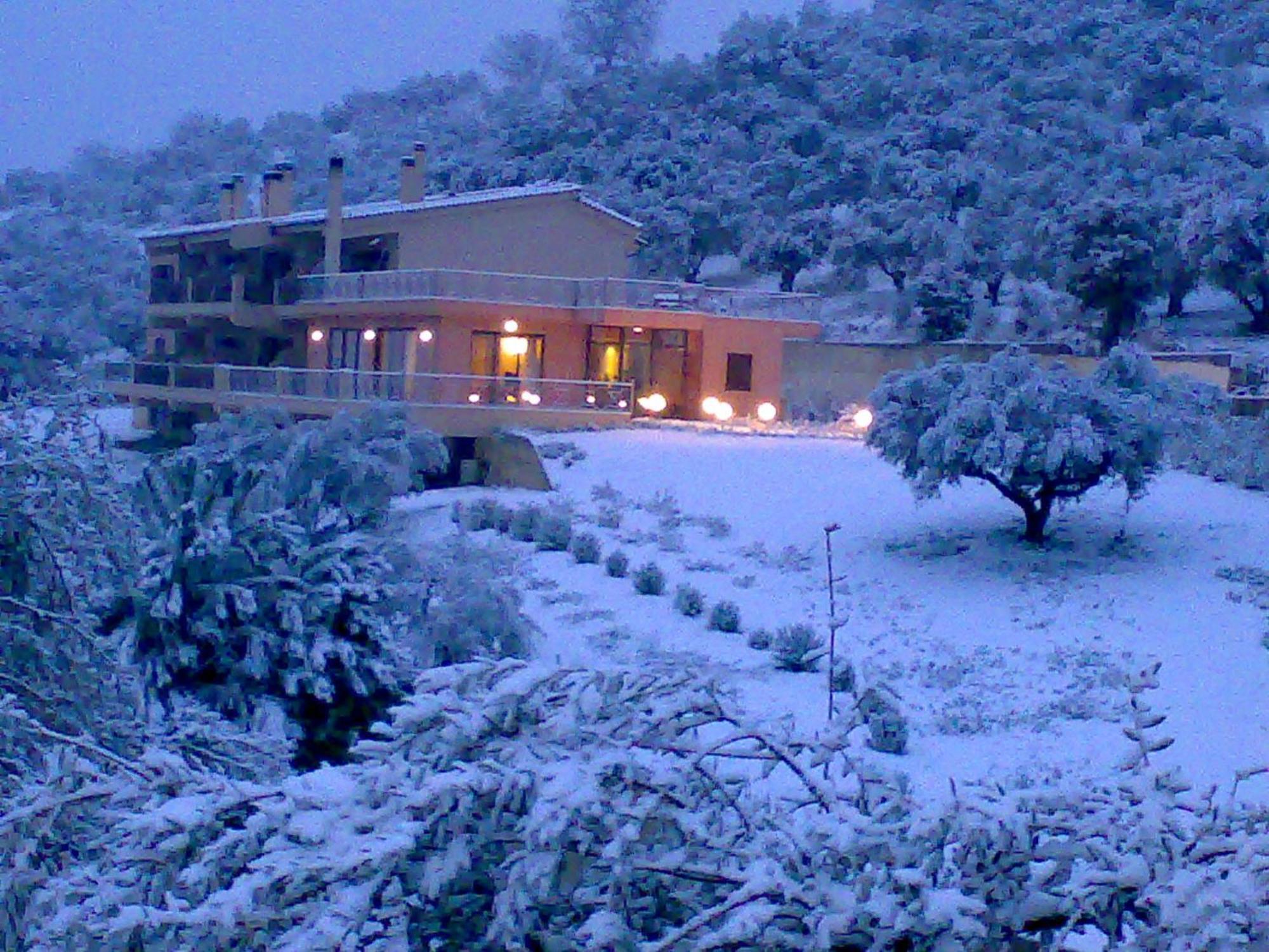Hotel Theasi Diakopto Buitenkant foto